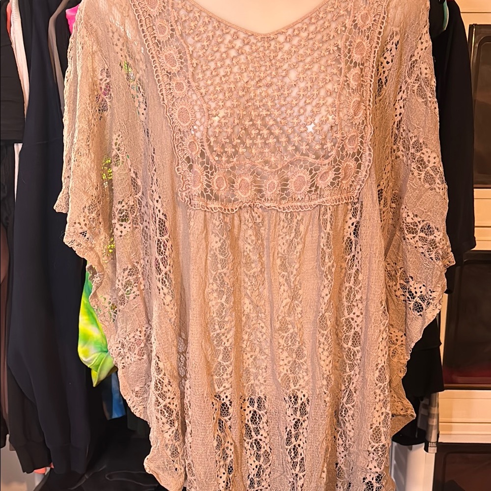 Elegant  cream color Lace Women Top 2XL